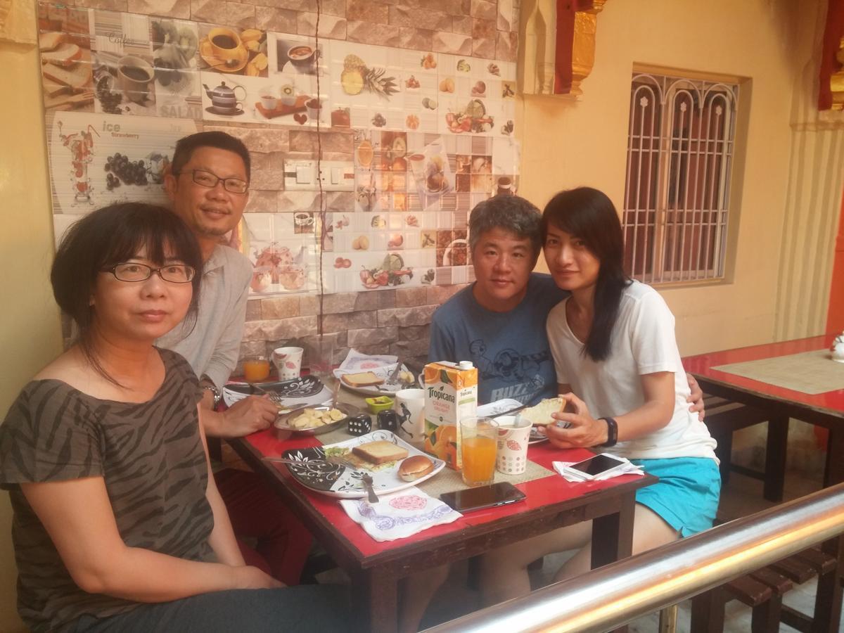 瓦拉纳西 坎哈佩英旅馆酒店 外观 照片