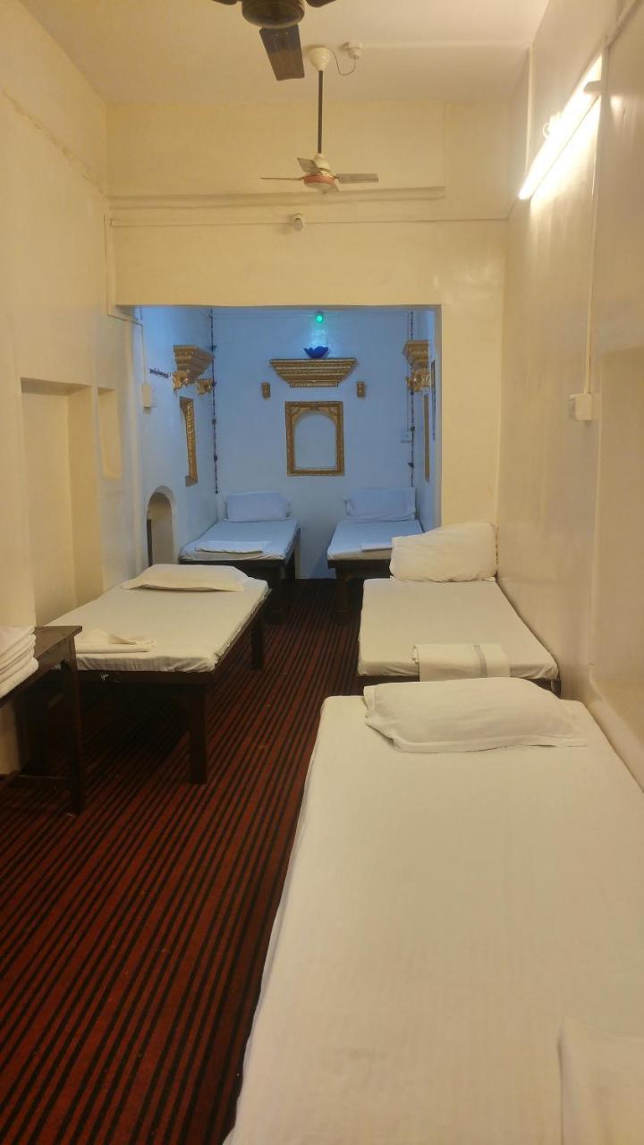 瓦拉纳西 坎哈佩英旅馆酒店 外观 照片
