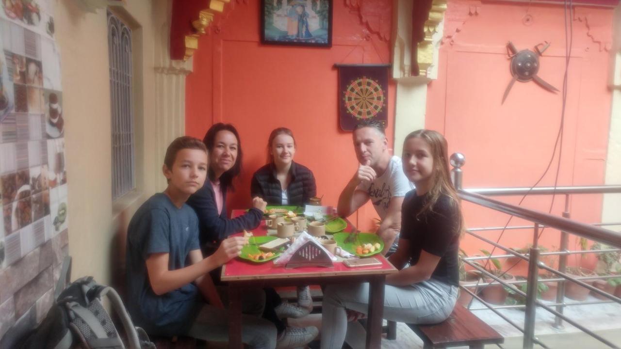 瓦拉纳西 坎哈佩英旅馆酒店 外观 照片